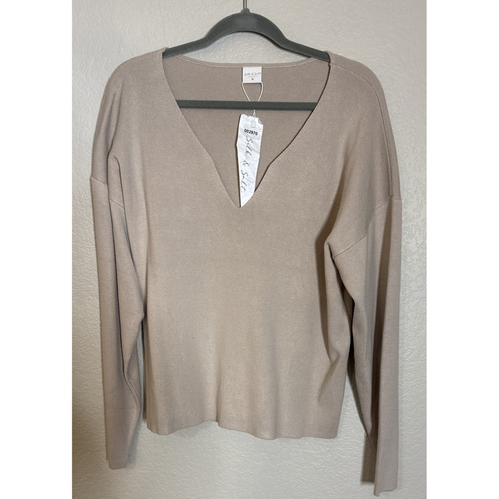 Silk & Salt Womens Medium Tan V Neck Long Sleeve Sweater Capsule Minimalist NEW